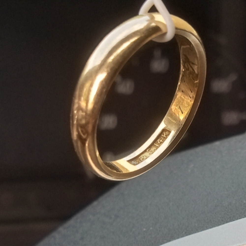 J.R. Wood & Sons Gold Vintage Victorian Wedding Band @ Early 1870's - Size: 9